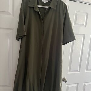 Chicos Bungee Dress NWOT size 1 Olive green